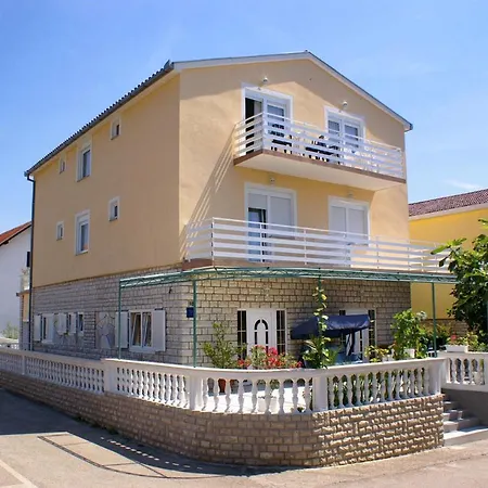 Apartment With A Parking Space - 4172 Vodice