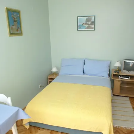 With A Parking Space - 4172 Apartmán Vodice