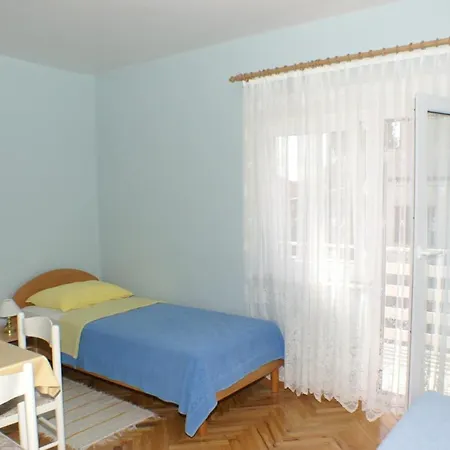 Apartmán With A Parking Space - 4172 *