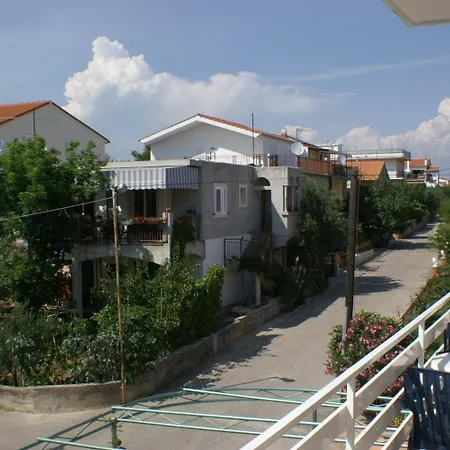 Apartment With A Parking Space - 4172 *