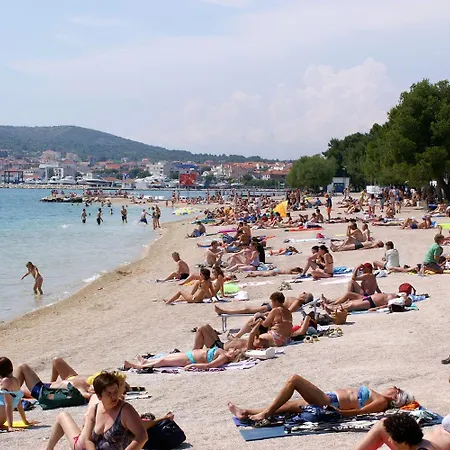 With A Parking Space - 4172