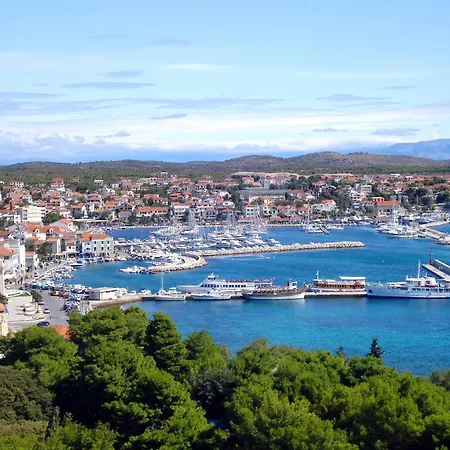 Apartament With A Parking Space - 4172 Vodice