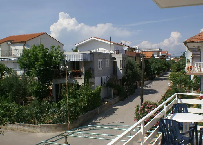 Appartement With A Parking Space - 4172 *